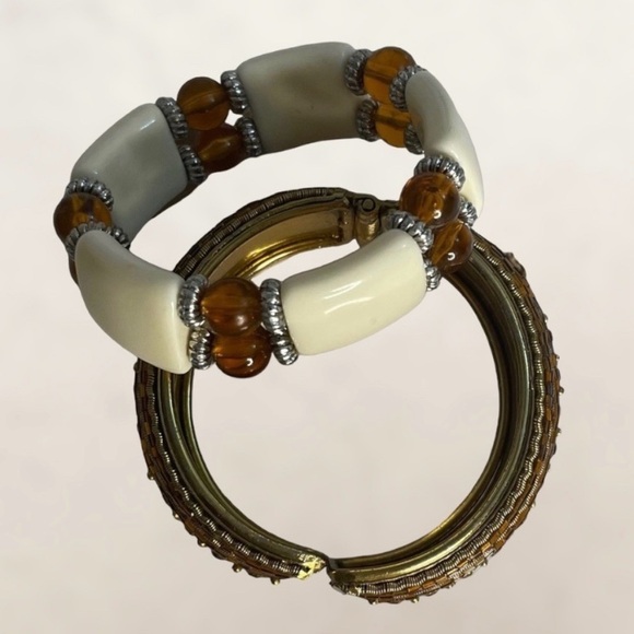 Amber Color Lot 1-Triple Strand Bead Necklace 1-Cuff Bracelet 1-Stretch Bracelet - Picture 4 of 8